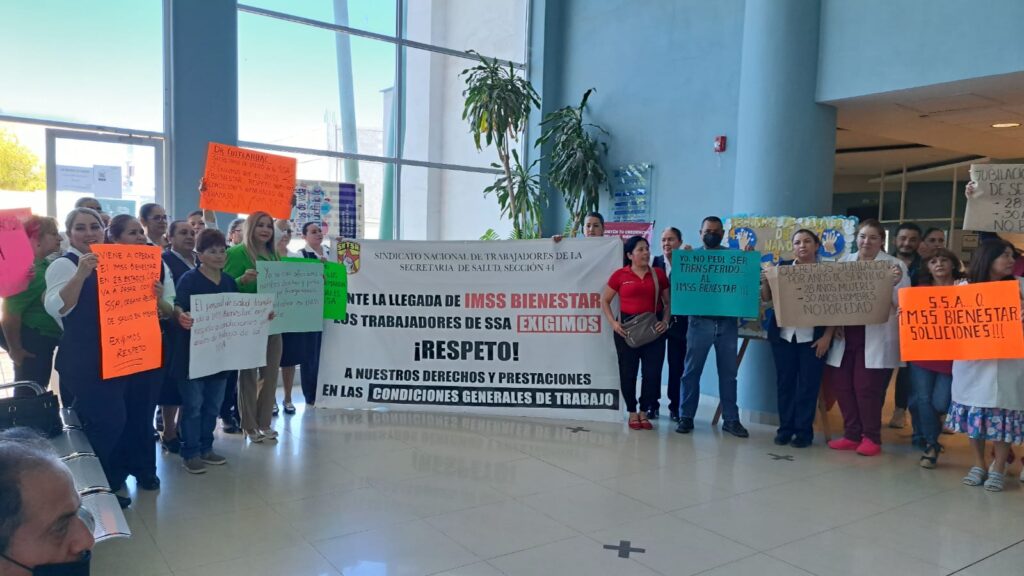 Trabajadores de Salud se manifiestan
