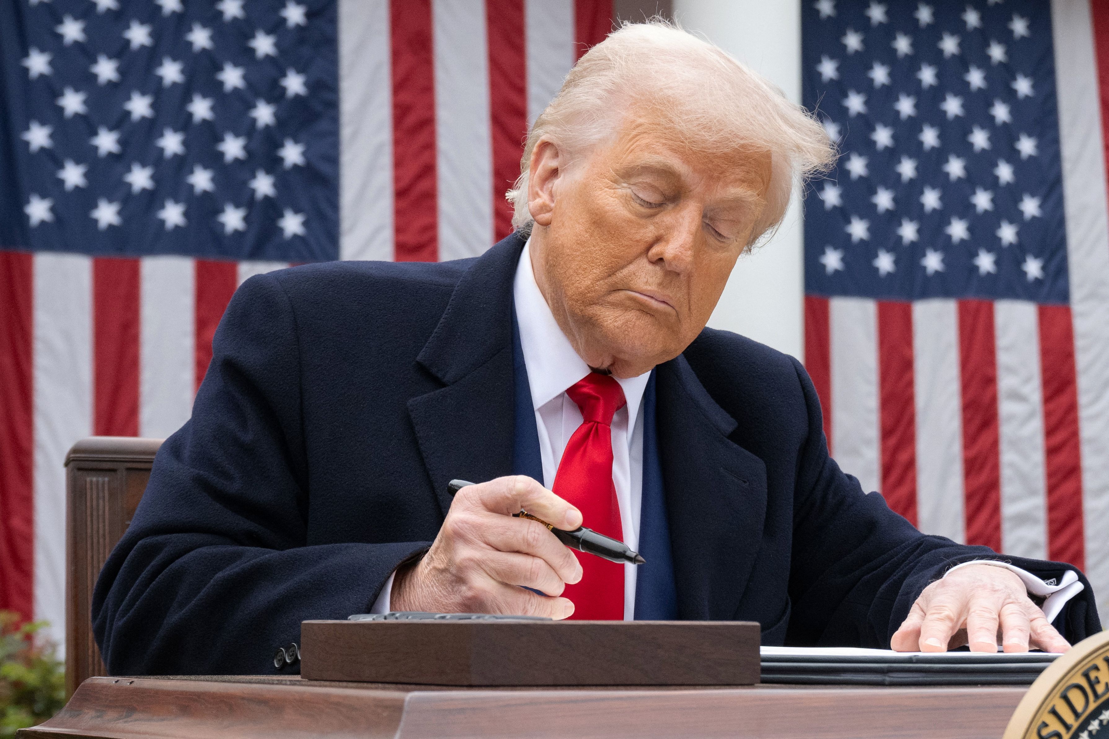 Trump descarta rebajar aranceles a China antes de la reunión bilateral en Suiza