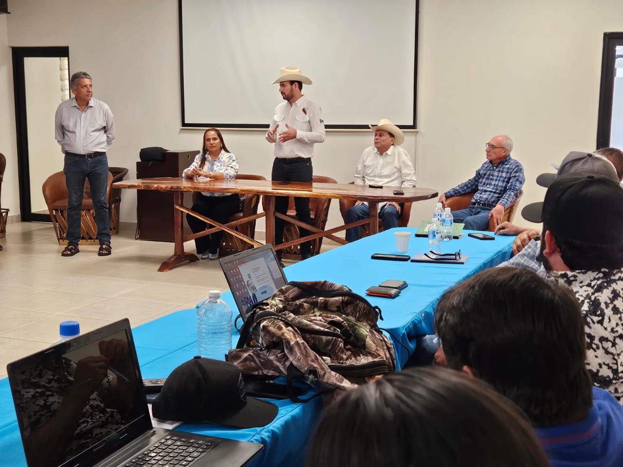 Convoca la Unión Ganadera de Sinaloa al curso para técnicos identificadores autorizados