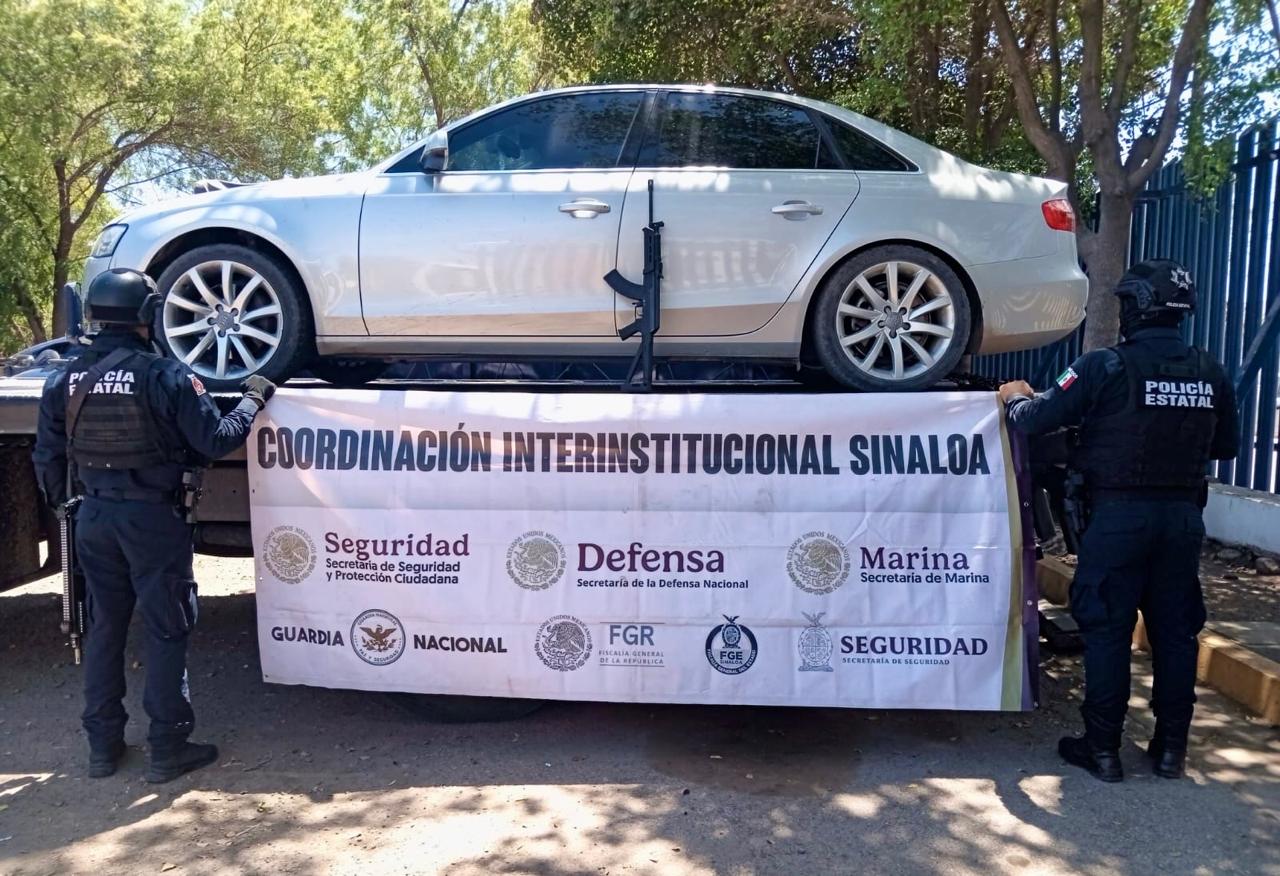 Vehículo Audi asegurado por elementos de la Policía Estatal Preventiva.