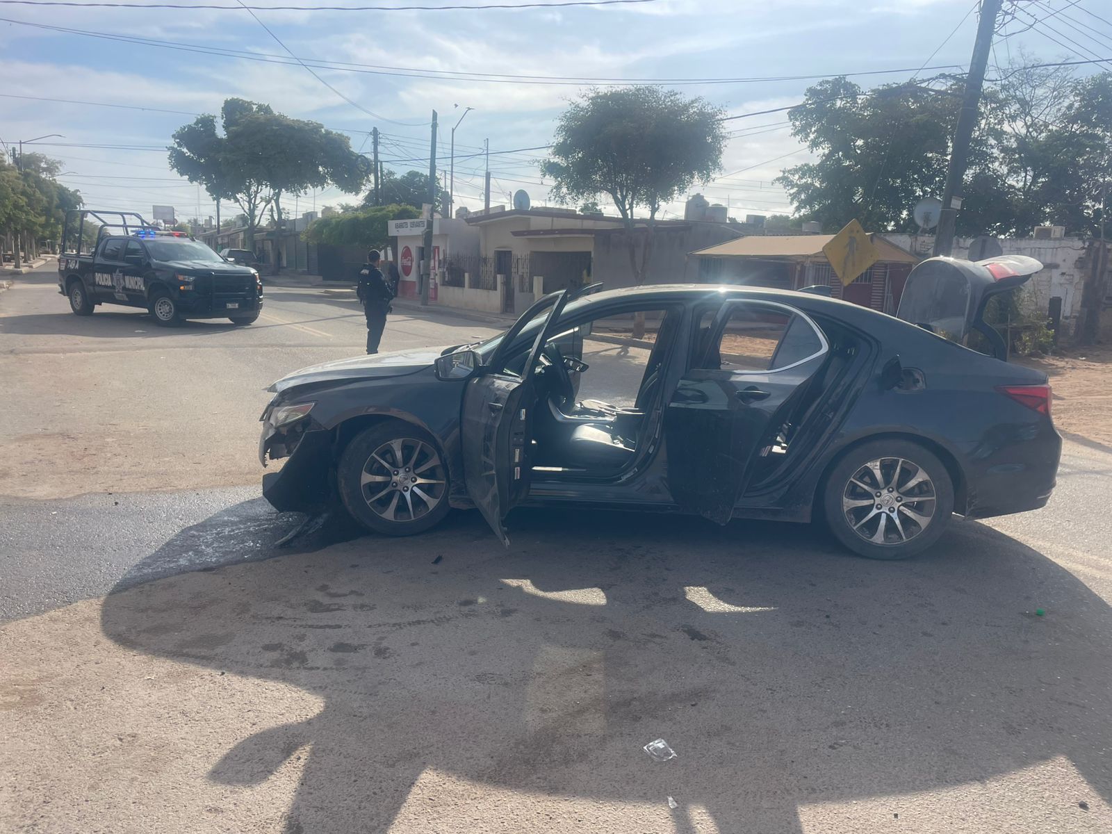 Vehículo con reporte de robo violento localizado en La Reforma, Angostura.