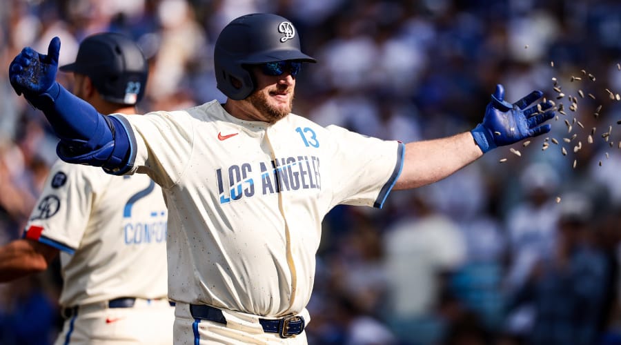 Max Muncy conectó dos jonrones e impulsó siete en triunfo de Dodgers sobre Yankees