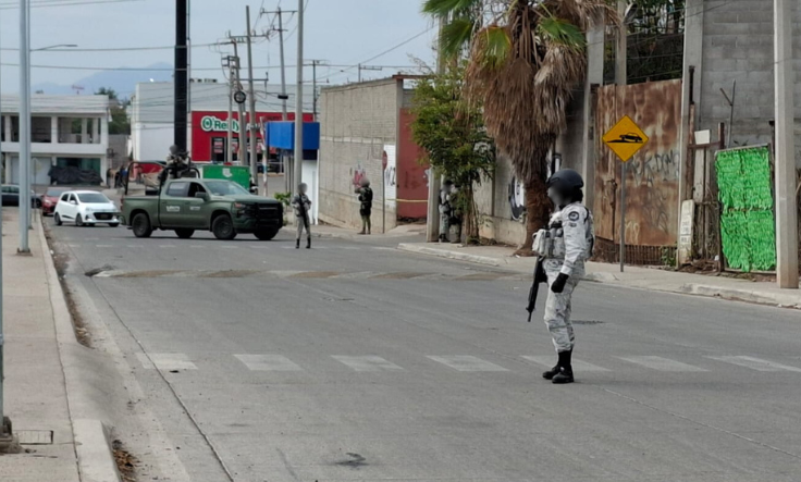 Militares resguardan lugar del crimen