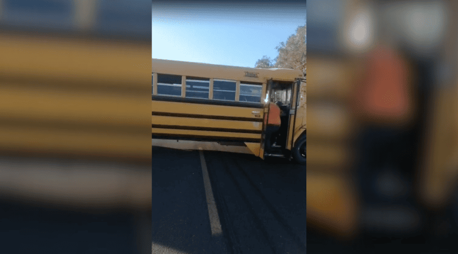 bloquean carreteras