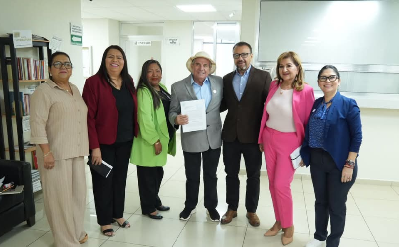Diputados de la Comisión de Salud del Poder Legislativo