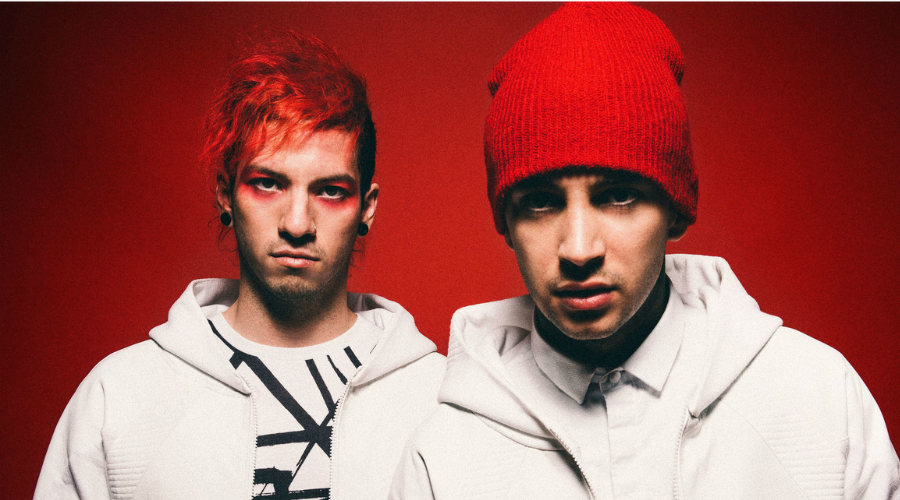 Twenty One Pilots.