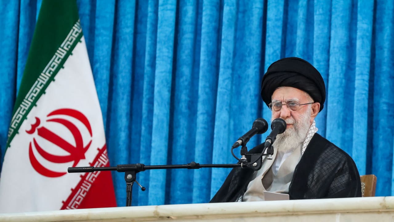 Jefe del régimen de Irán advierte represalias tras ataque de Israel: 