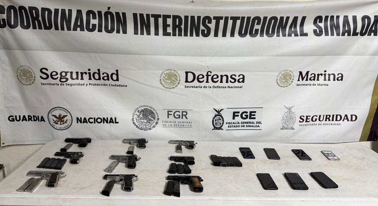 Autoridades aseguran armas, municiones y celulares tras riña en el penal de Aguaruto