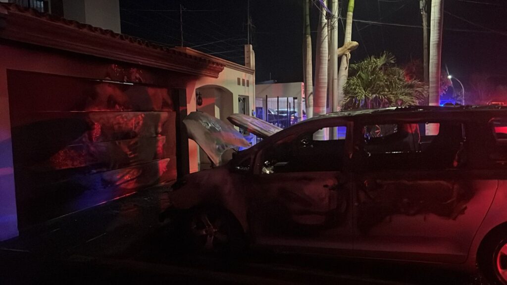 Camionetas incendiadas