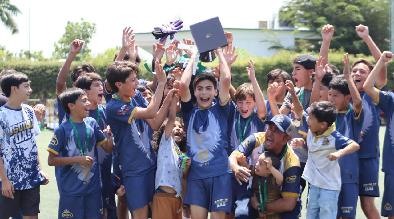 Campeones Águilas de la UAS