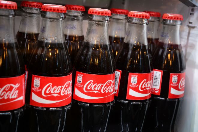 Coca-Cola retiene 9 millones de litros de bebidas en Brasil por posible contaminación