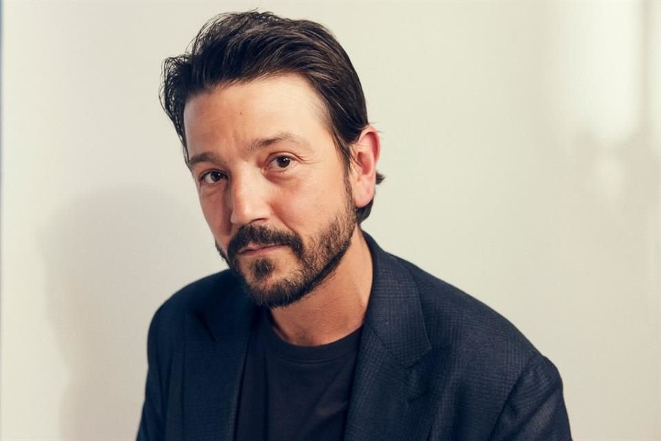 Diego Luna alerta por estafa con inteligencia artificial; usan su imagen para pedir dinero