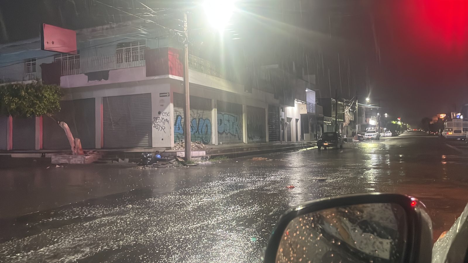 El Monzón mexicano genera lluvias en Mazatlán y amaina el calorón