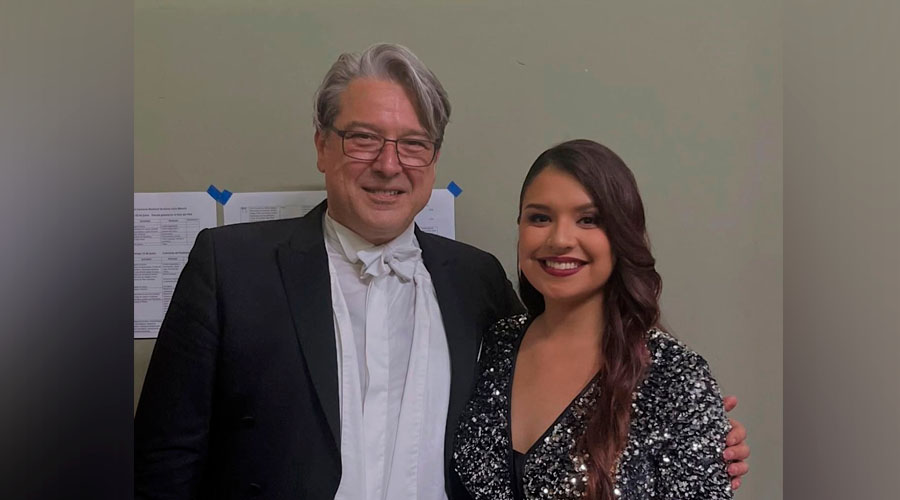 Vanessa Gama y su maestro, Enrique Patrón De Rueda