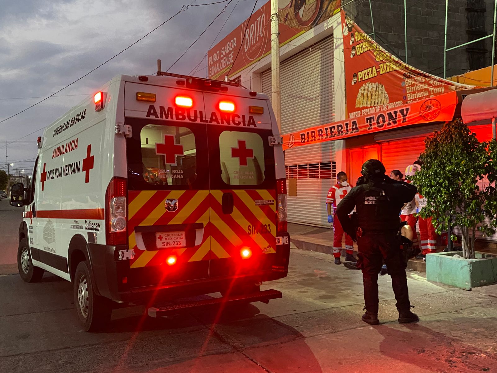 Encuentran a un hombre golpeado