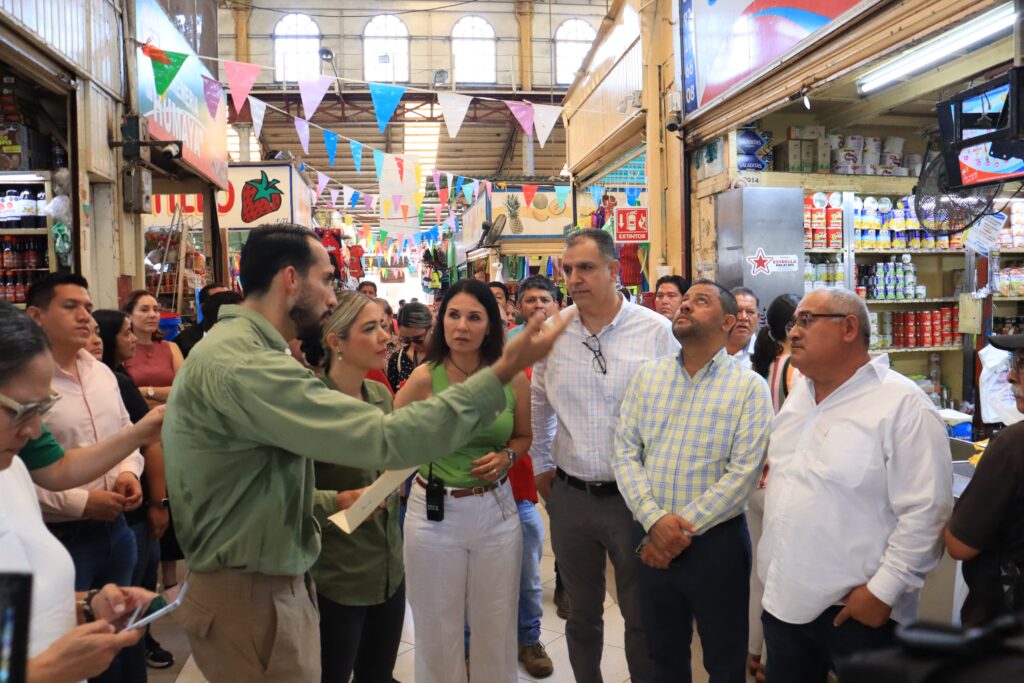 Invertirán 650 mil pesos para rehabilitar canaletas pluviales del mercado Pino Suárez en Mazatlán