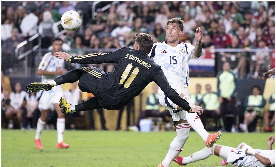 La jugada que casi le da el triunfo a México ante Costa Rica