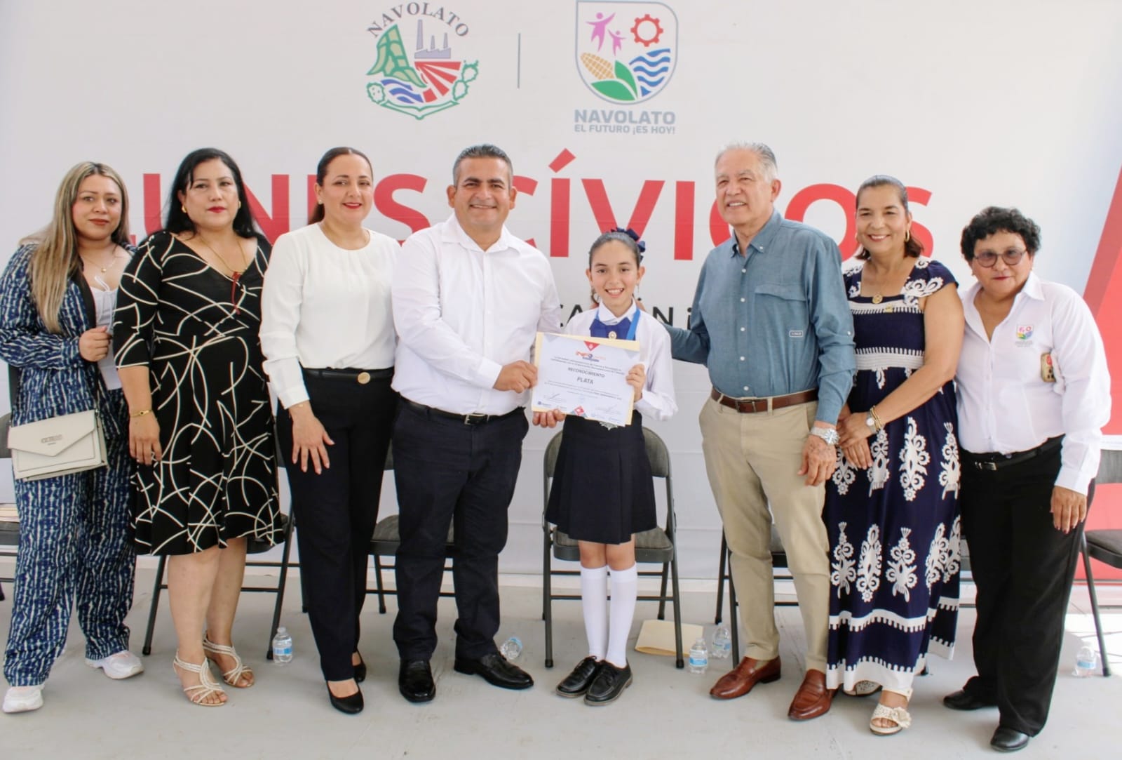 Beatriz es de Navolato y ganó plata en concurso académico internacional
