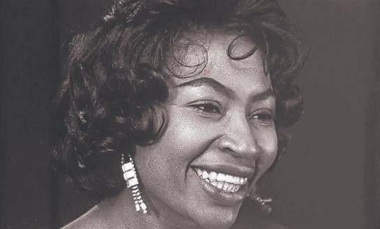 Lynn Hamilton, famosa actriz de 