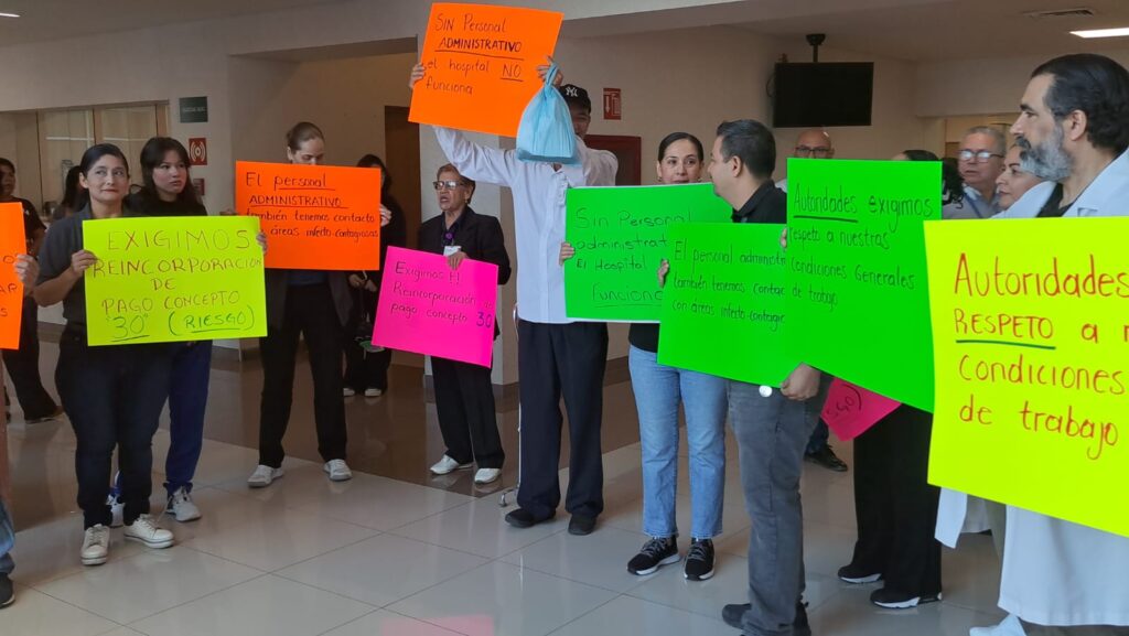 Manifestación de trabajadores de Salud en Sinaloa.