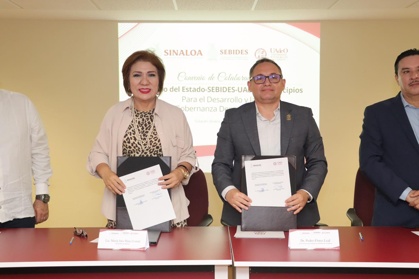 María Inés Pérez Corral y Pedro Flores Leal