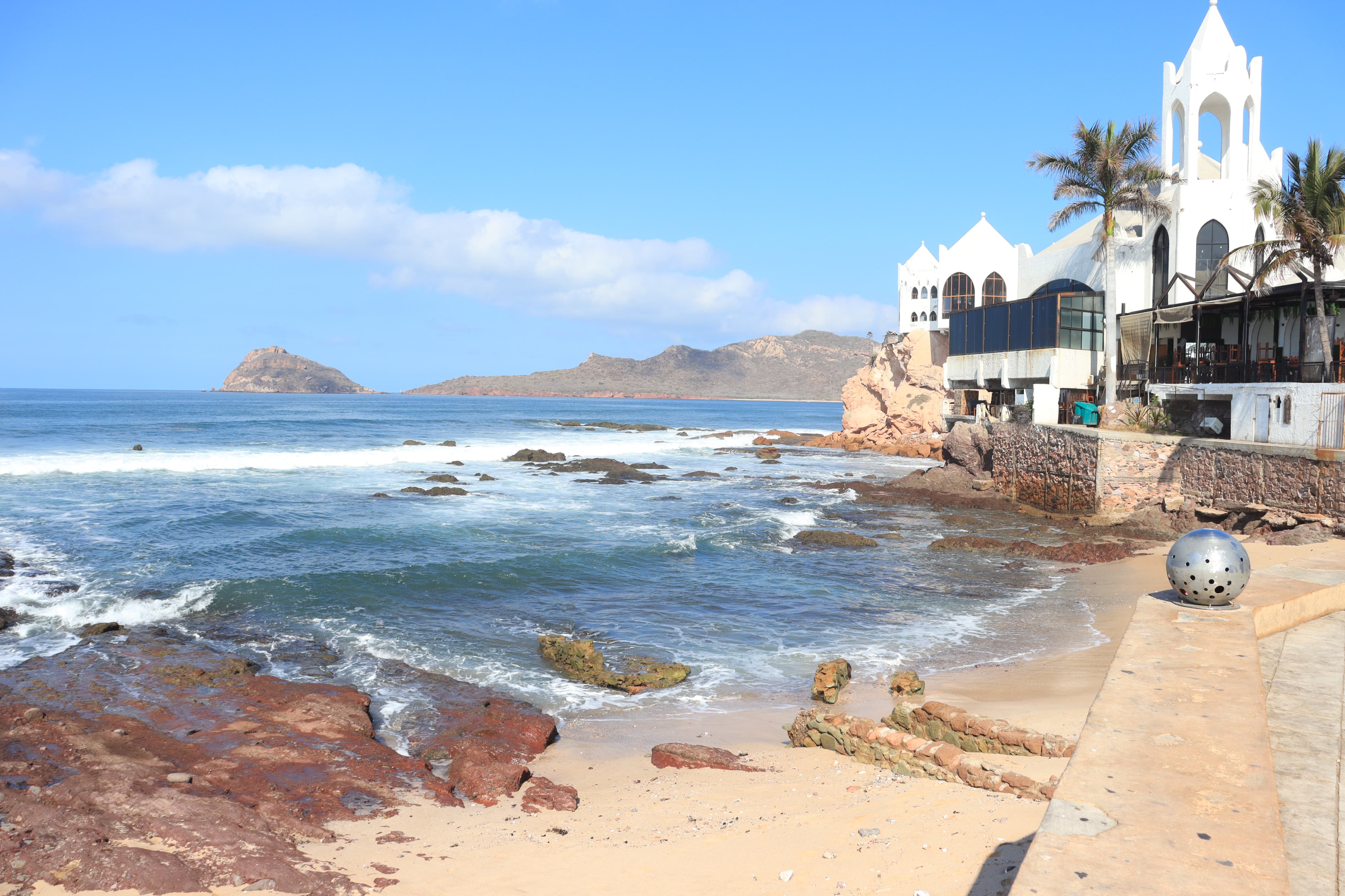 Mazatlán se suma a estrategia nacional por la eliminación del plástico en playas y costas