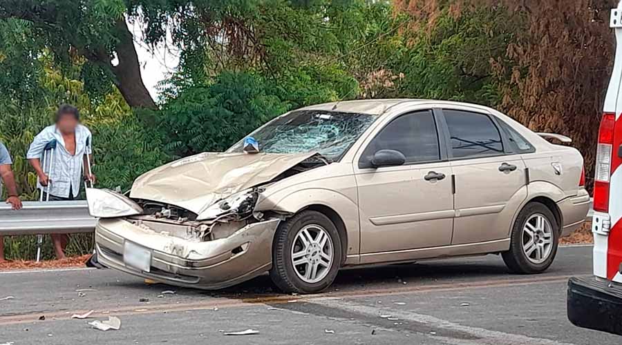 Choque de auto con motociclista en Guasave