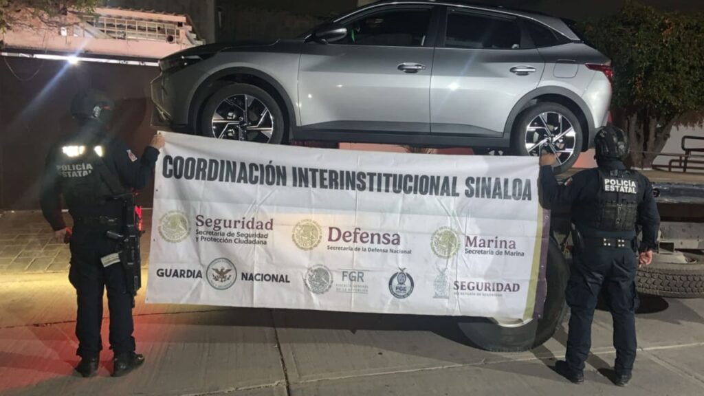 El vehículo fue asegurado por el personal y puesto a disposición de la Fiscalía General del Estado