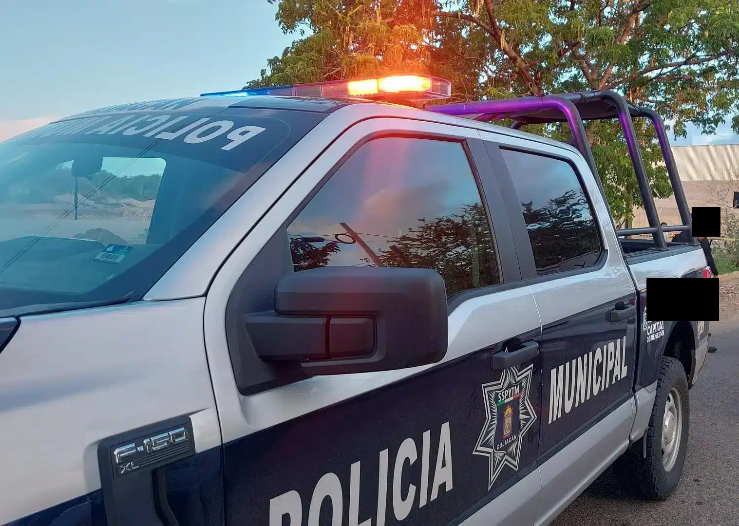 PATRULLA POLICIA CULIACÁN