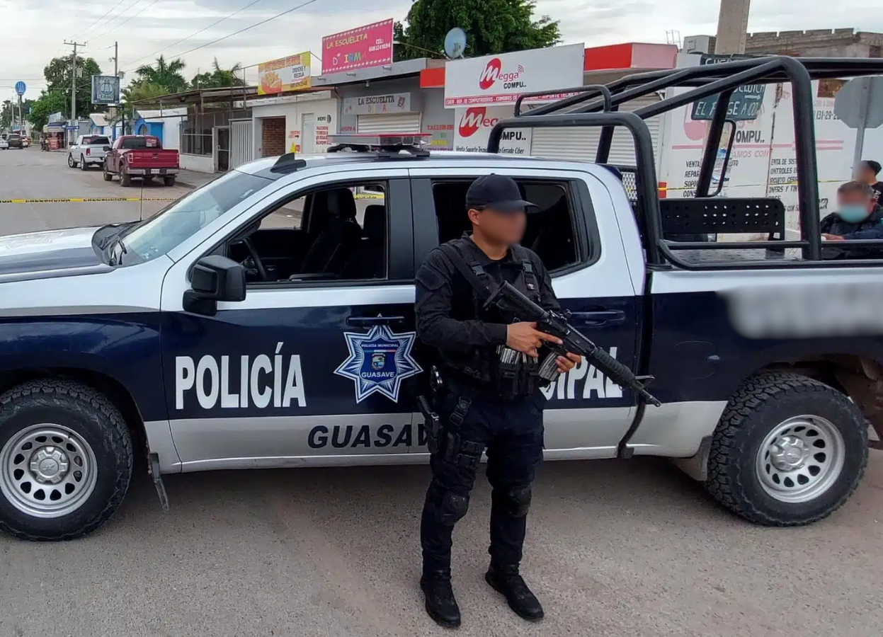 Grupo armado asesina a dos hermanos guasavenses