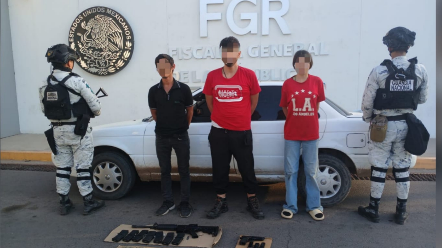 Detienen a 2 hombres y una mujer en Culiacán.
