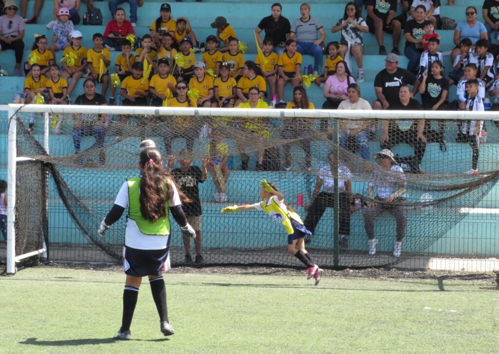 Primarias Sixto Osuna y González Bocanegra reinan en el Futbolito Bimbo 2025