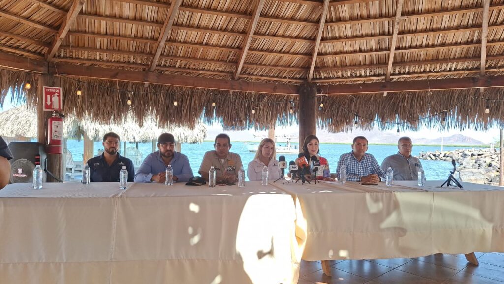 Turísticos Naucoop invitan a remar en el evento gratuito "Regata, Gente de Mar"