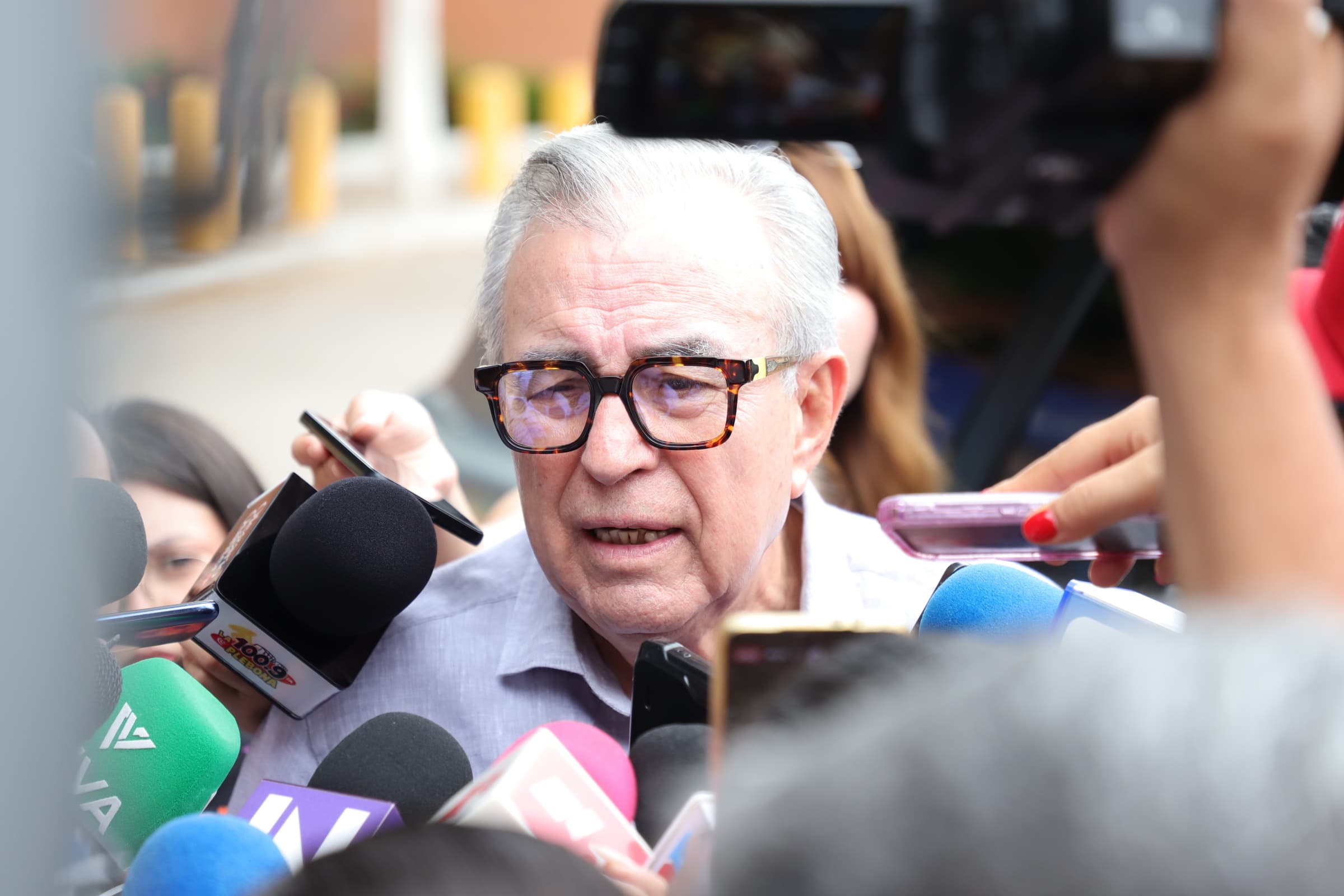Rocha Moya, mandatario estatal, exhortando a los sinaloenses a participar en las elecciones judiciales 2025