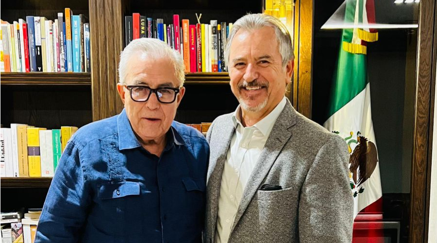 Rubén Rocha Moya junto a Jesús Antonio Cruz Varela.