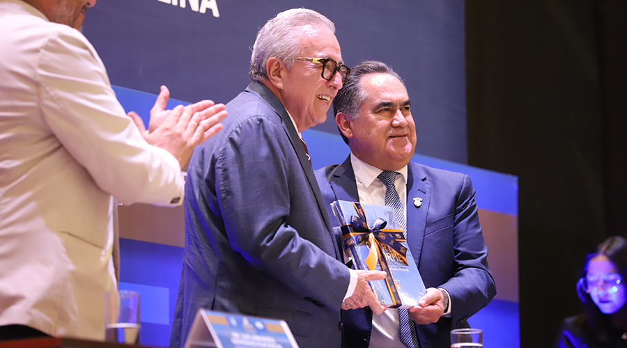 El gobernador Rubén Rocha Moya y Jesús Madueña Molina