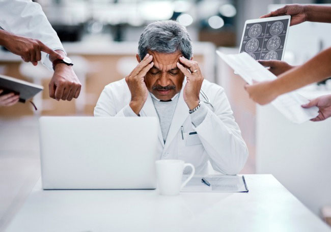 Personal de salud, el más afectado por el síndrome de burnout