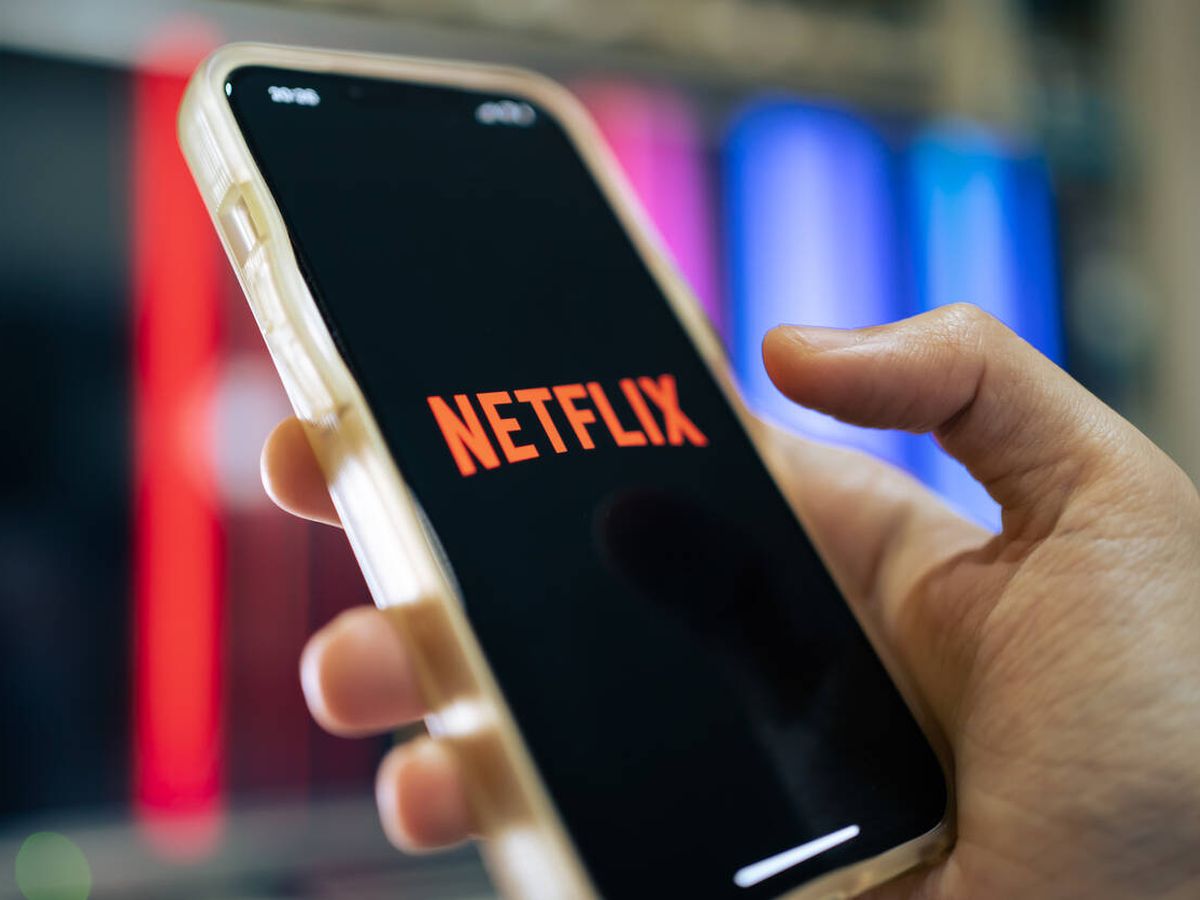 Te pueden cancelar la cuenta por compartir tu contraseña de Netflix
