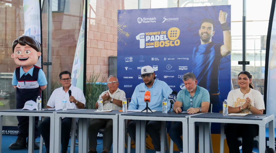 Inauguración del primer torneo de pádel Don Bosco.