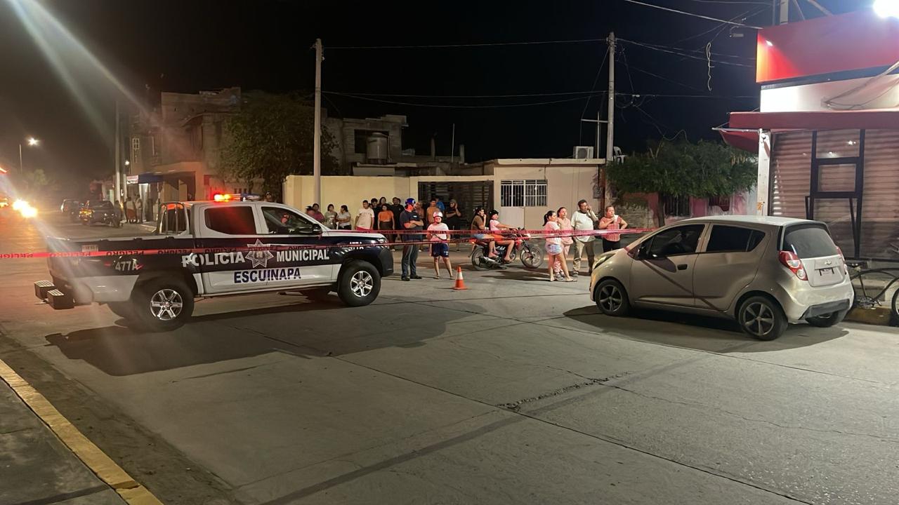 Tras aparente asalto, privan de la vida a mujer al interior de su casa en Escuinapa
