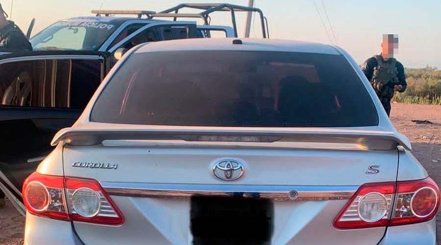 Vehículo de Omar Adrián es localizado en El Carrizo