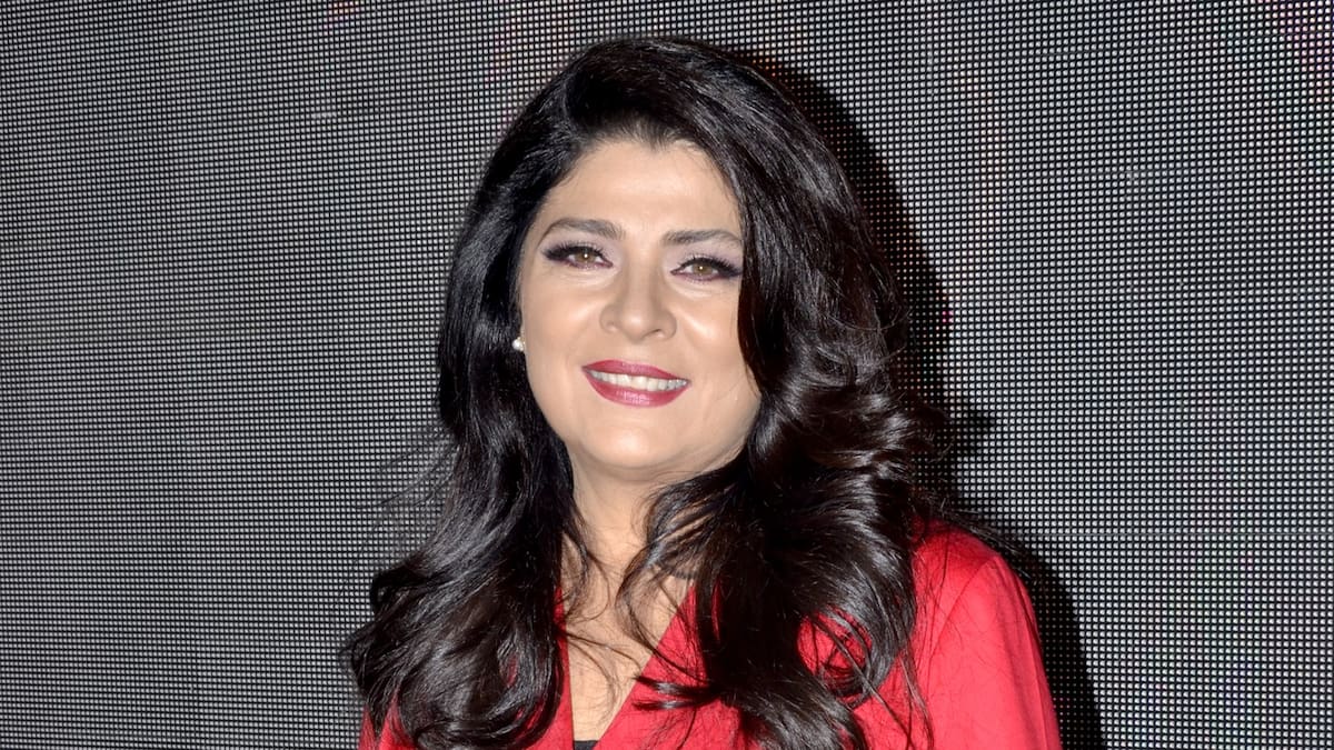 Victoria Ruffo se sincera sobre su estado de salud y revela por qué a menudo usa silla de ruedas