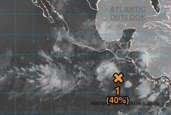 Ubicación de la zona de baja presión con probabilidad ciclónica del 80% en siete días y del 40 en 48 horas. NHC