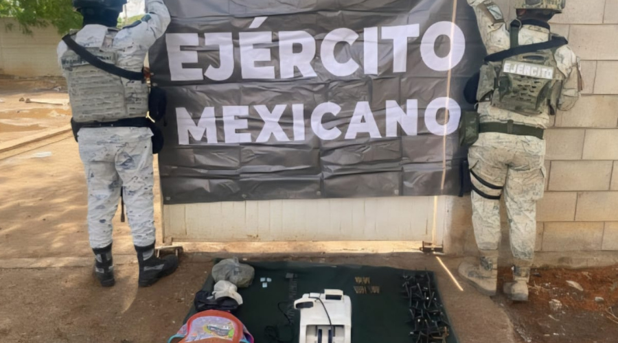 Ejército Mexicano asegura vehículos, droga, cartuchos y puntas de acero