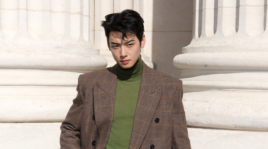 Cha Eun-woo.