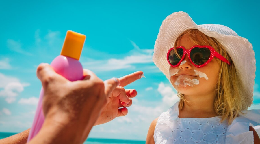 Bloqueador solar para niños.