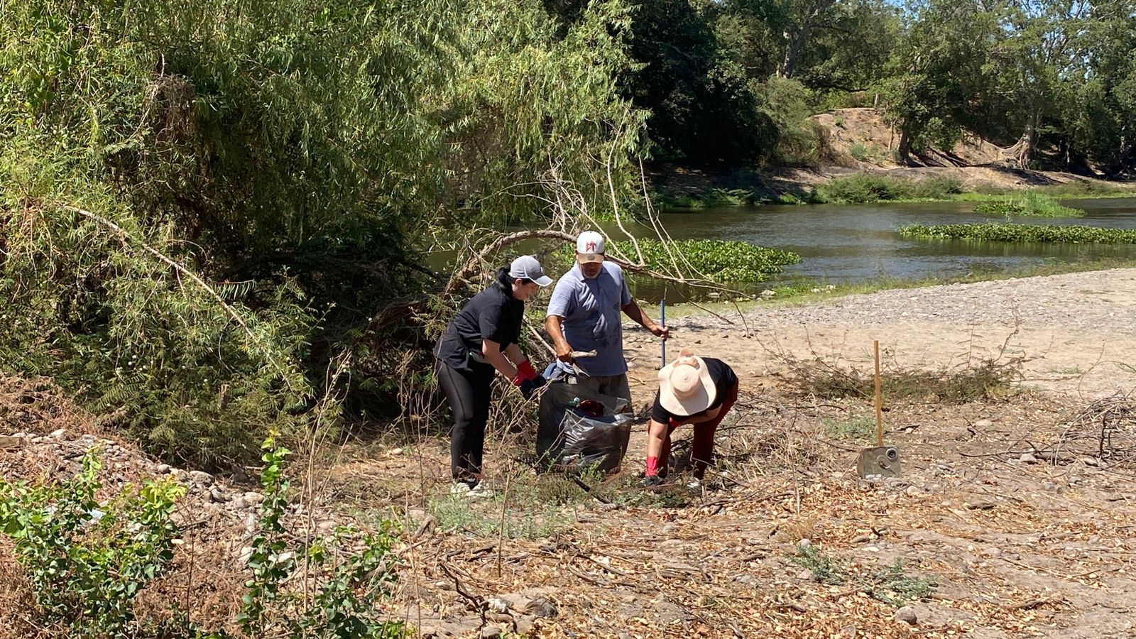 Aumenta el nivel de limpieza del río Fuerte.