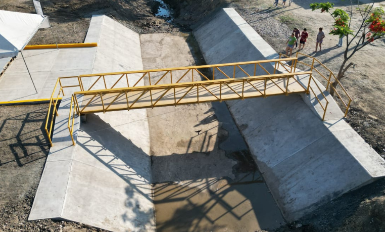 puente peatonal
