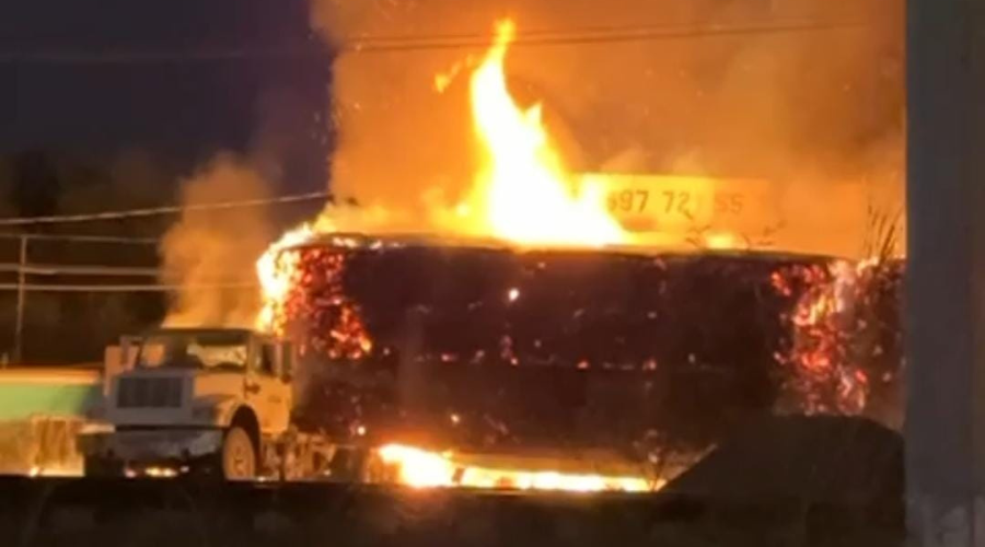 Tráiler incendiado