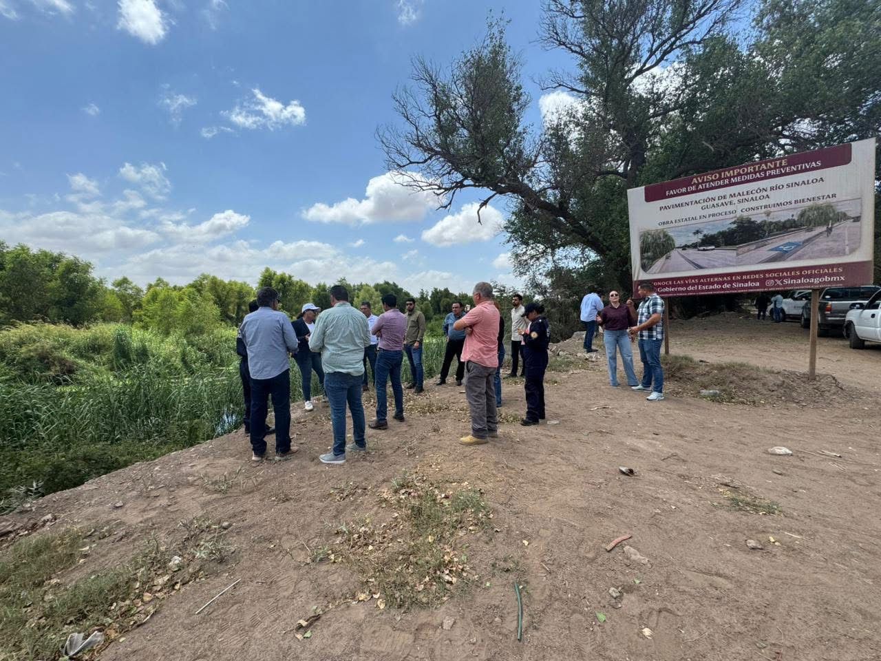 Preparativos para reforzar el viejo Petatlán en Guasave.